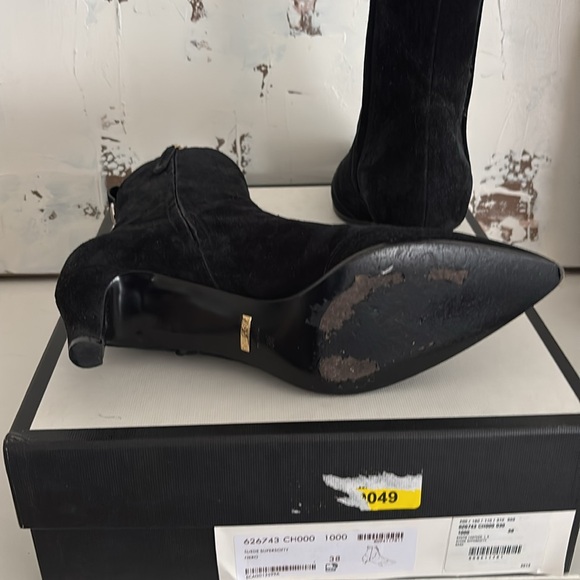 Gucci Black Ankle Booties with Slim Heel - Picture 5 of 6